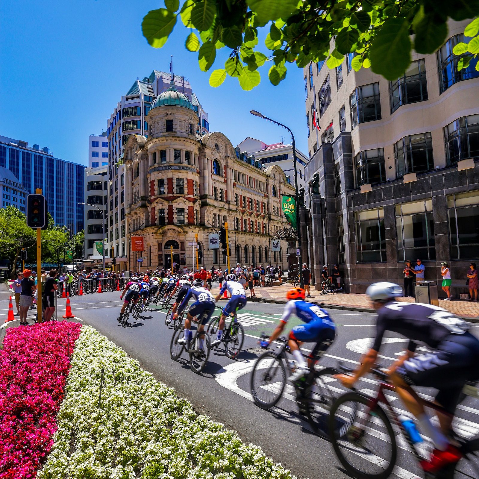 Lambton Quay criterium - Stage Five of 2023 NZ Cycle Classic UCI Oceania Tour in Wellington, New Zealand on Sunday, 15 January 2023. Photo: Dave Lintott / lintottphoto.co.nz