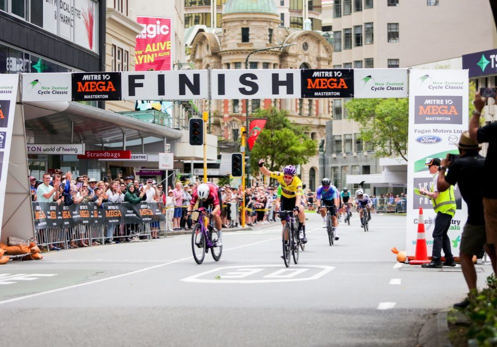 NZ National team's Aaron Gate wins stage five and the tour yellow jersey. Lambton Quay Criterium - Stage Five of the 2024 NZ Cycle Classic UCI Oceania Tour in Wairarapa, New Zealand on Saturday, 14 January 2024. Photo: Dave Lintott / lintottphoto.co.nz